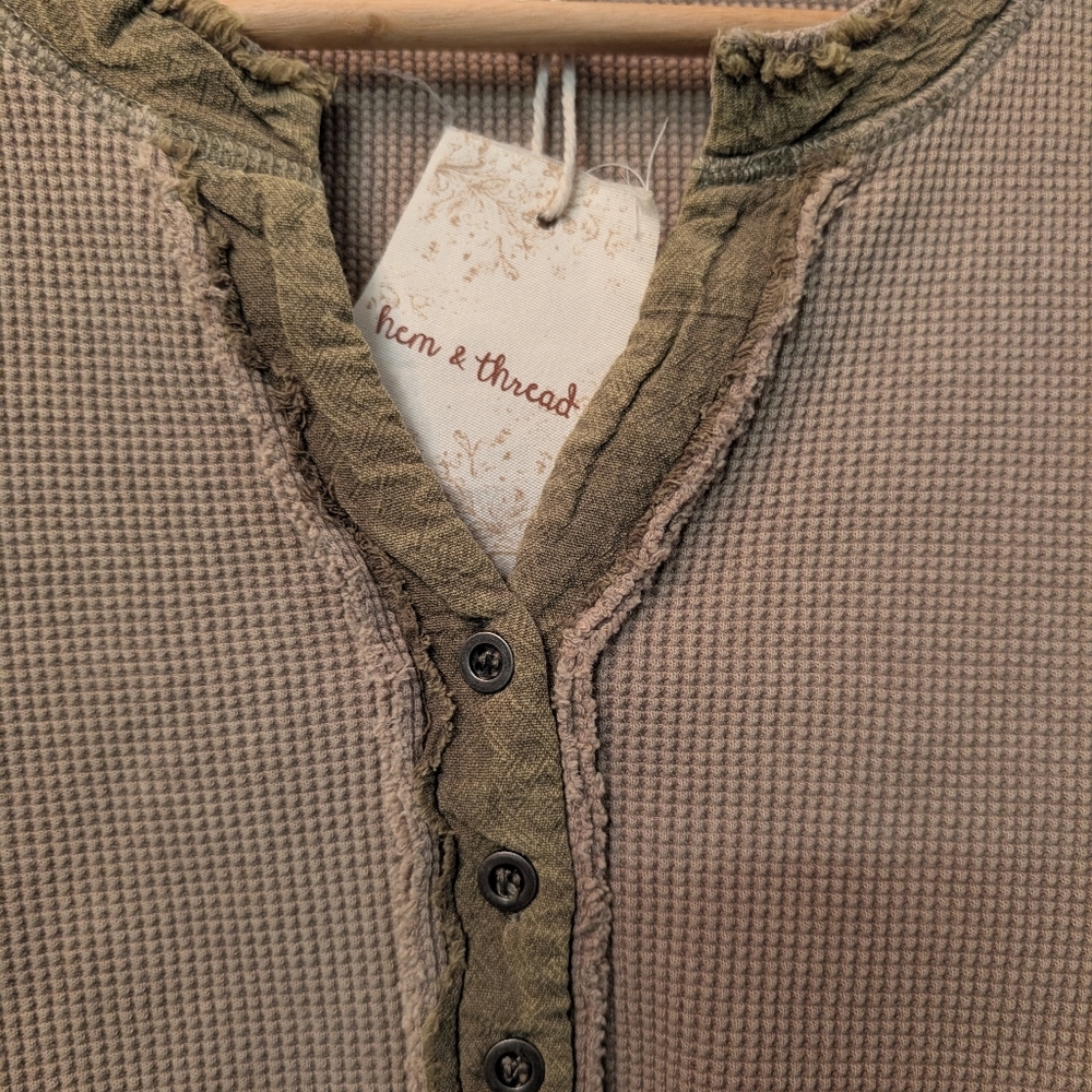 NWT Three Bird Nest Cassia Henley Top - Picture 12 of 16